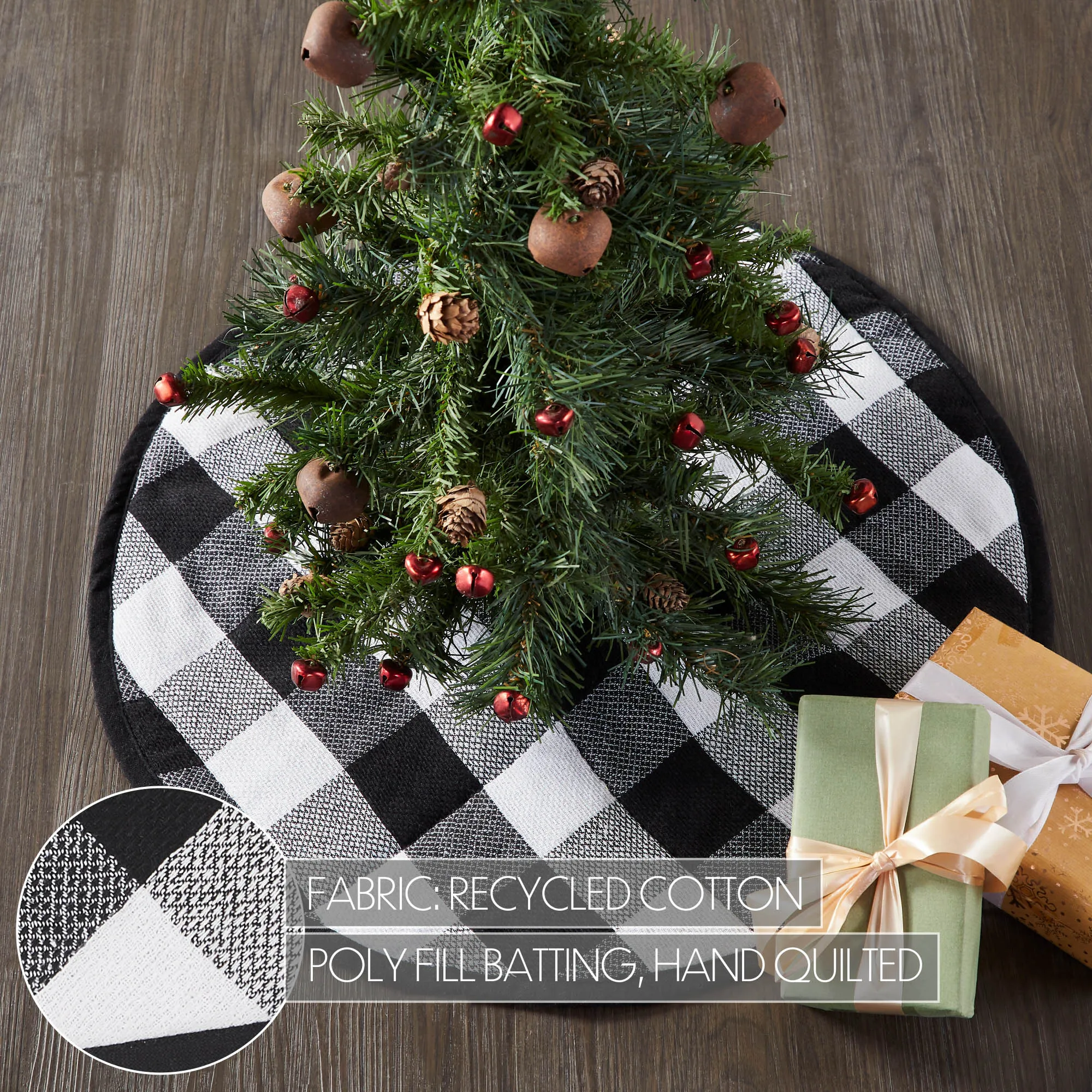 Annie Black Check Tree Skirt 24