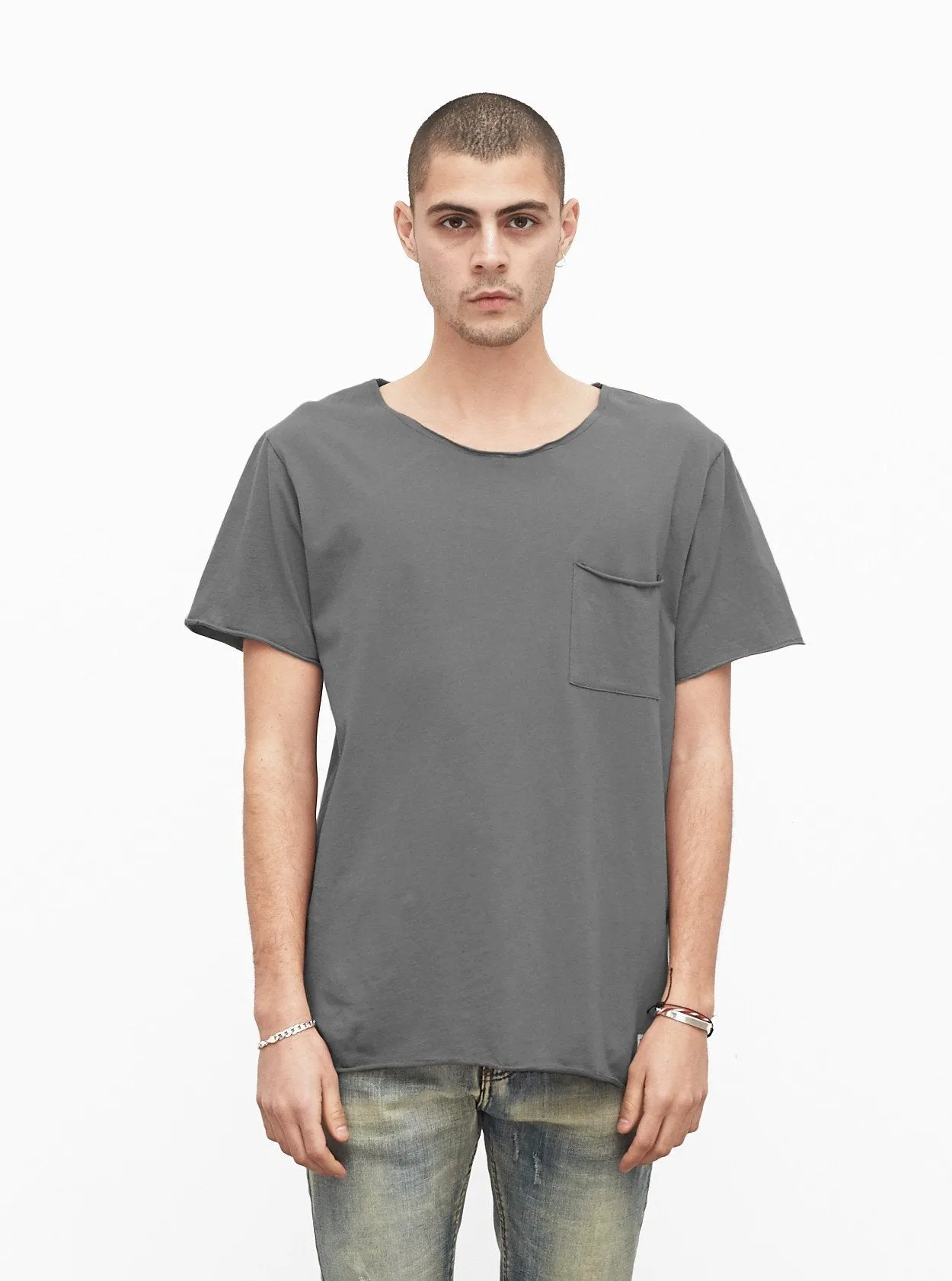 Basic Raw-Cut Short Sleeve Tee in Gunmetal Gray