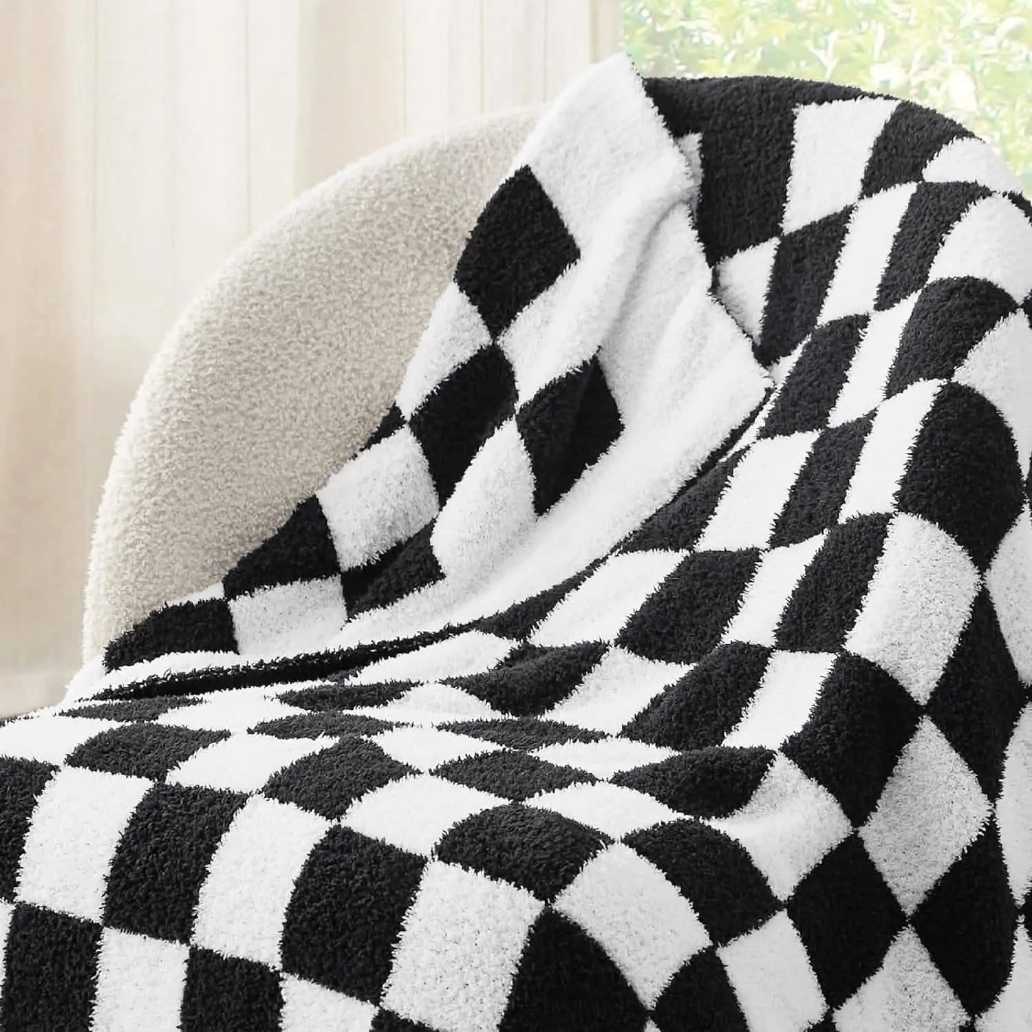 Bedsure Fluffy Fuzzy Plush Knit Throw Blanket