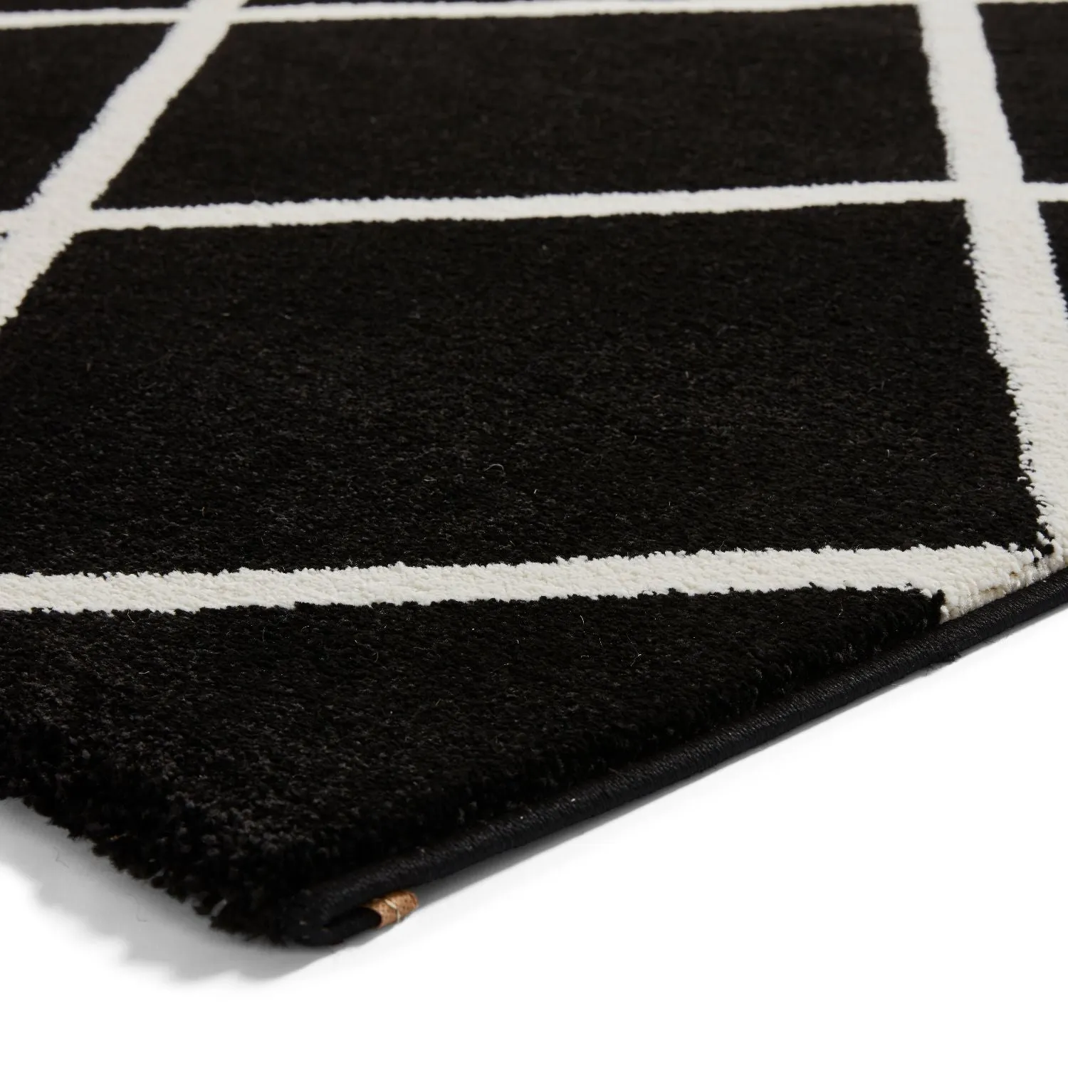 Brooklyn BRK35 Black and White Modern Diamond Rug