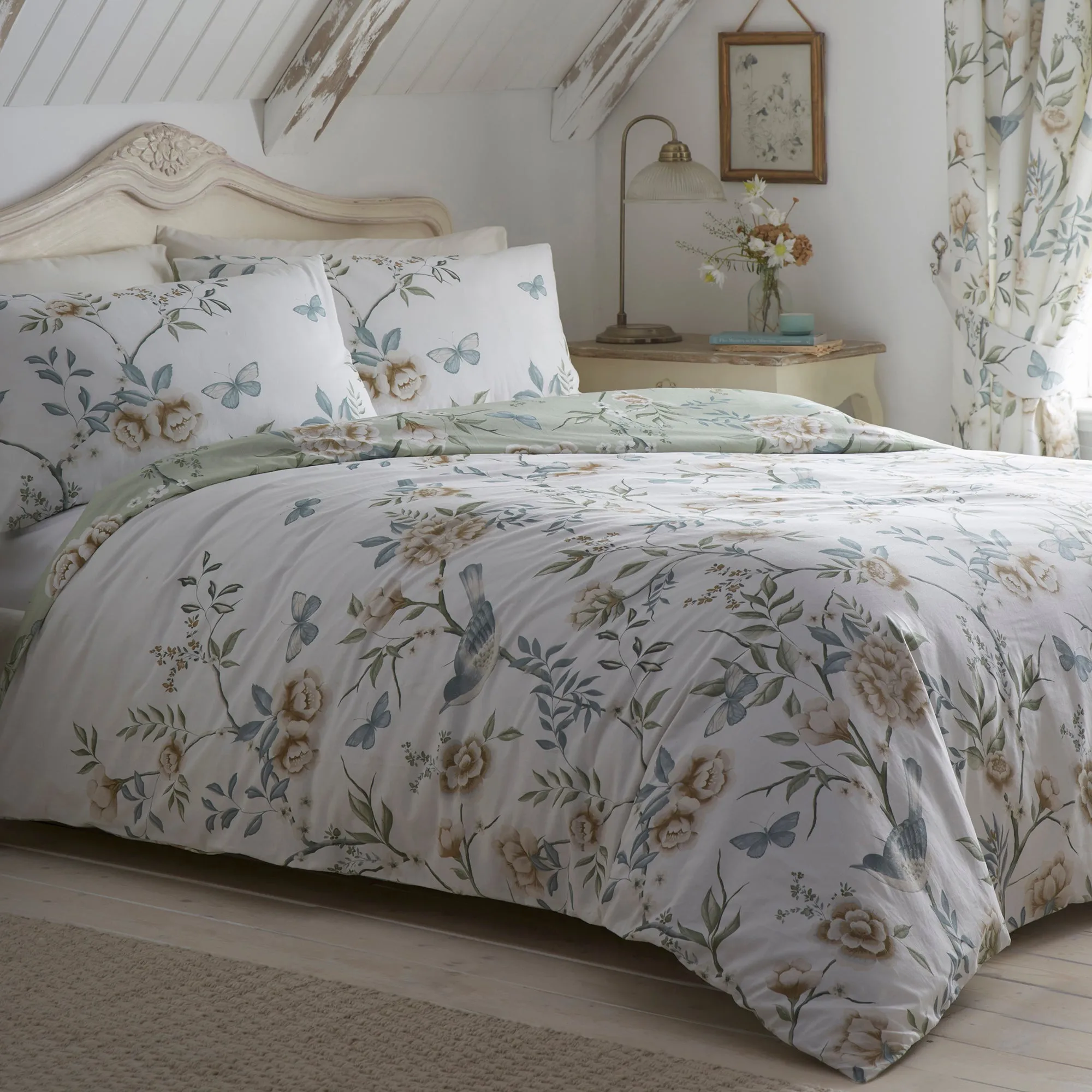 Dreams & Drapes Amelle Duvet Cover Set - Green