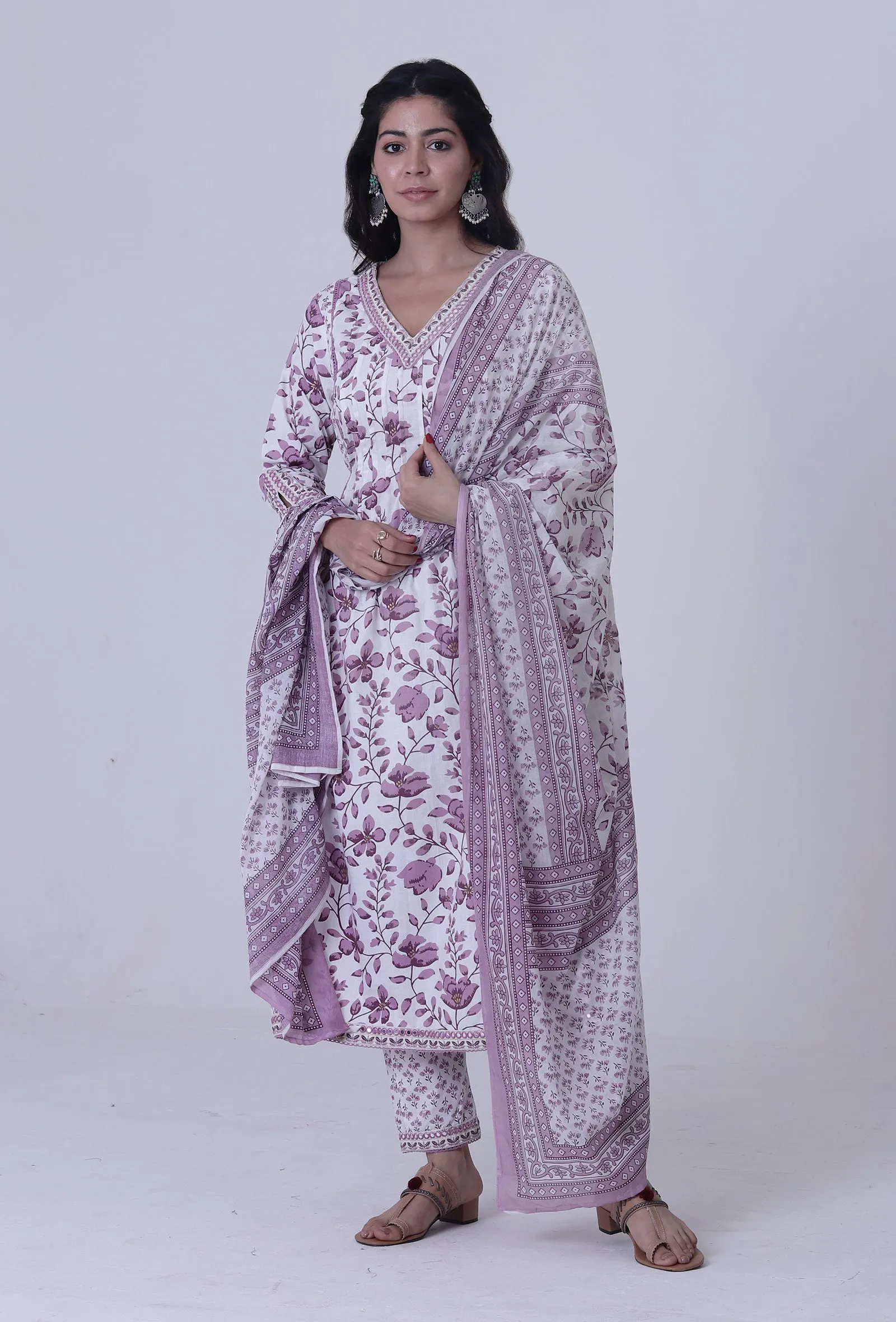 Dusty Lavender Motif White Cotton Dupatta