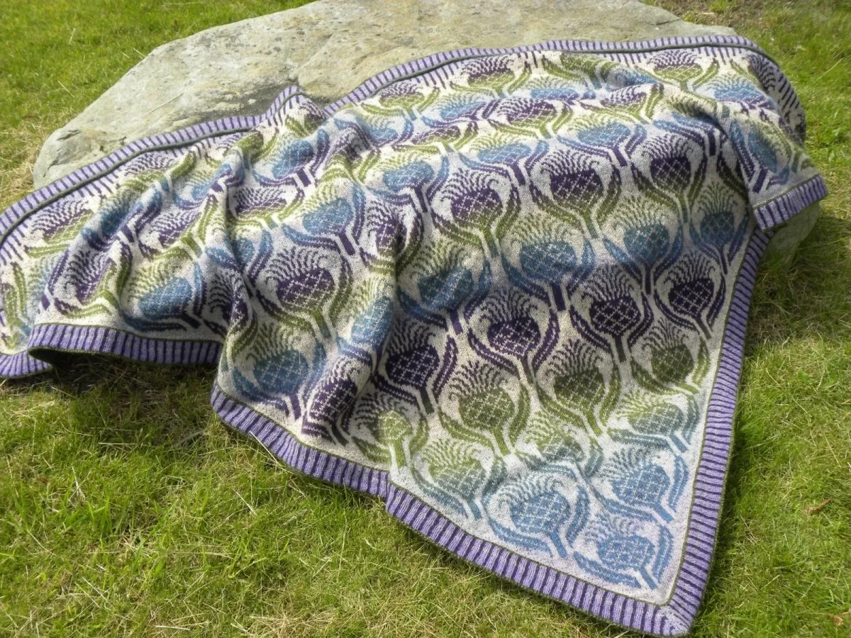 Flowers of Scotland shawl by Ruth Sørensen, knitting pattern